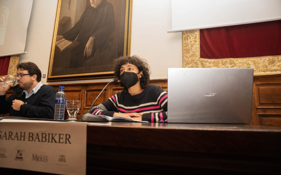 “La renta básica daría autonomía y nos permitiría salir de las dinámicas del patriarcado que nos tienen exhaustas”. Entrevista a Sarah Babiker